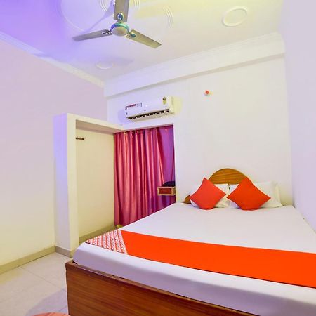 Oyo Flagship Mamta Hotel Hajipur Extérieur photo