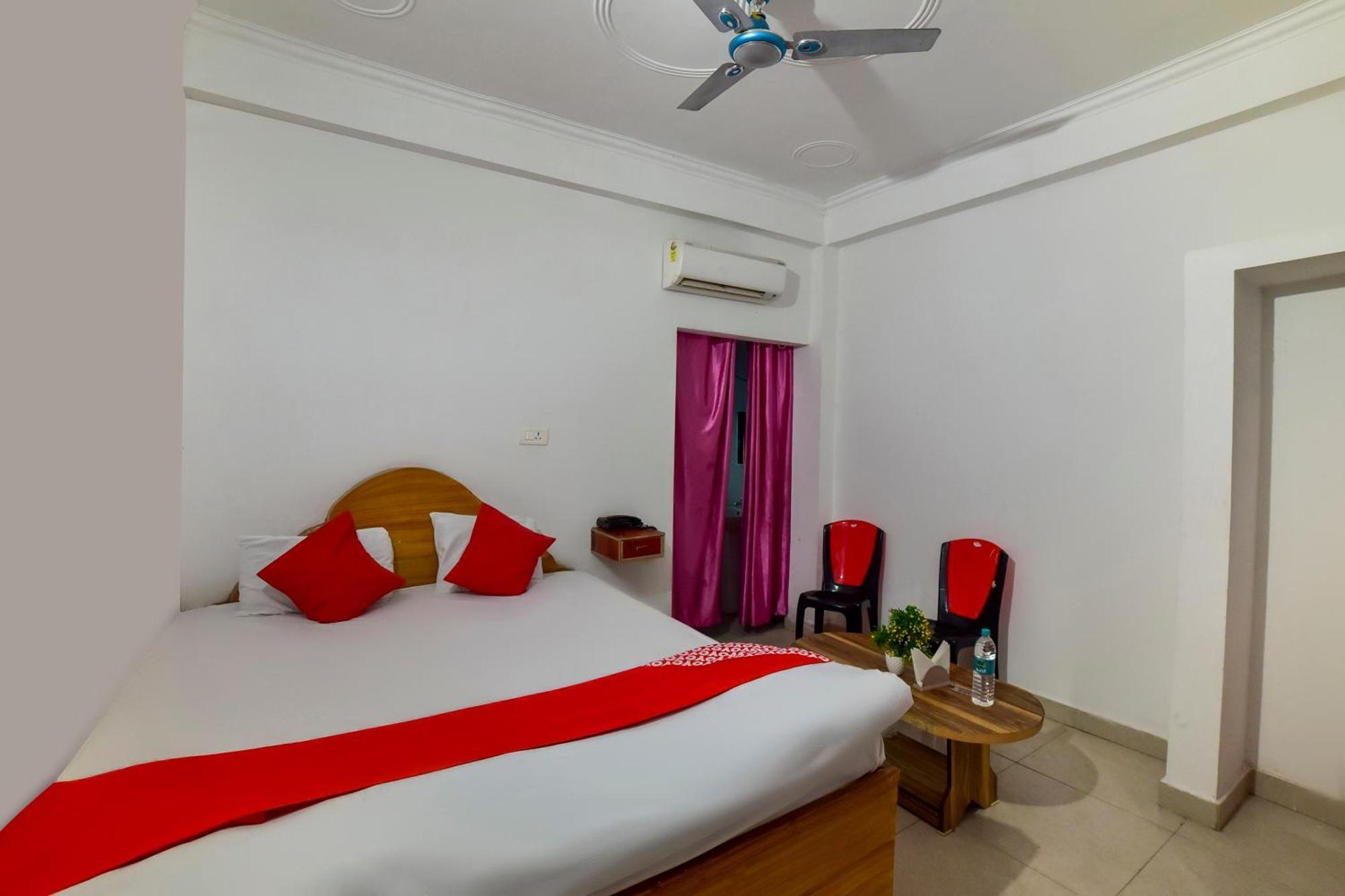Oyo Flagship Mamta Hotel Hajipur Extérieur photo